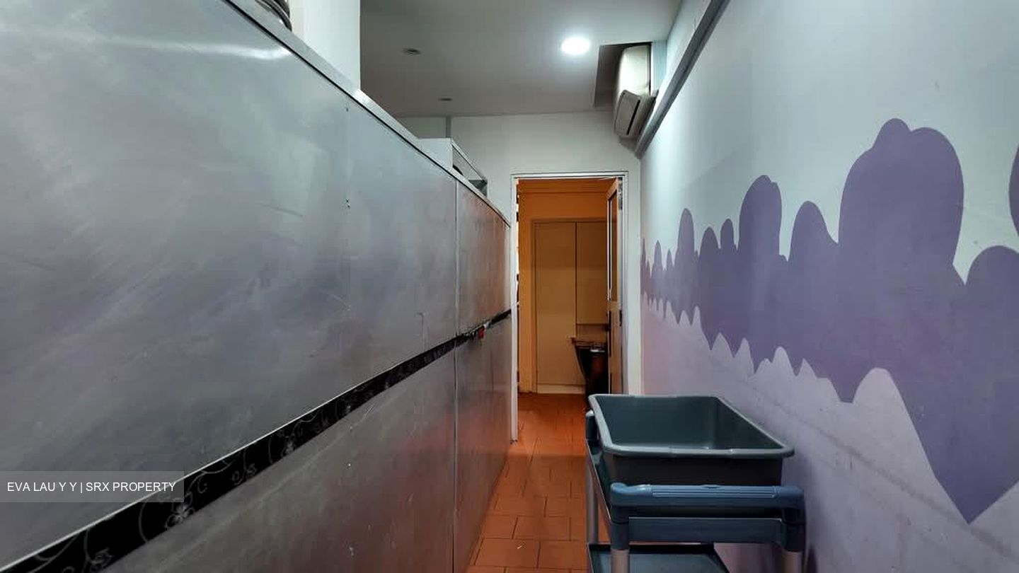 Geylang Road (D14), Shop House #545801431